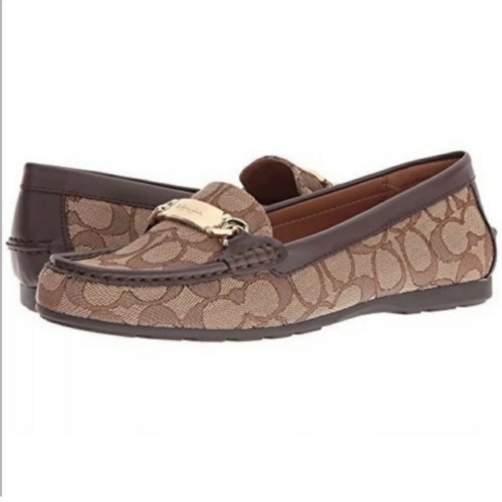 Coach Olive Signature C Slip On Loafer
Size 8